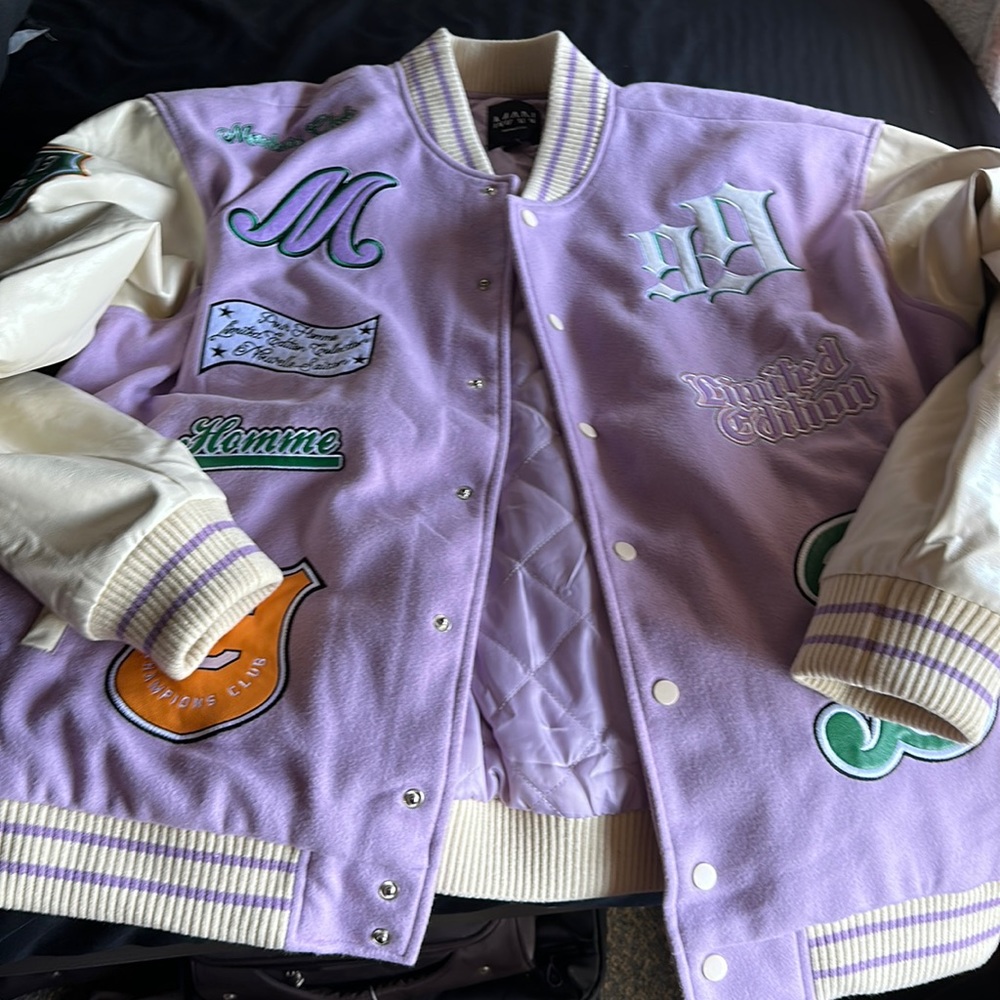 BoohooMAN Large purple varsity jacket